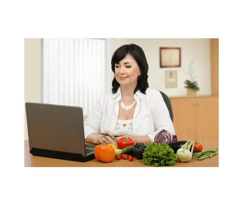 What is a Certified Nutrition Coach?